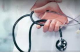 3 வருடங்களாக டாக்டர் வேடம்: பேஸ்புக் புகைப்படங்களை காட்டி ஏமாற்றிய போலி மருத்துவர் சிக்கினார்! - வாழைச்சேனையில் அதிரடி.